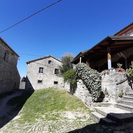 Casa Gaia Hotel Hum Kültér fotó
